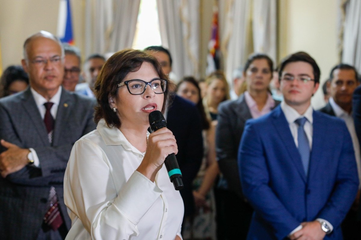 1200x_0.006398001742852270